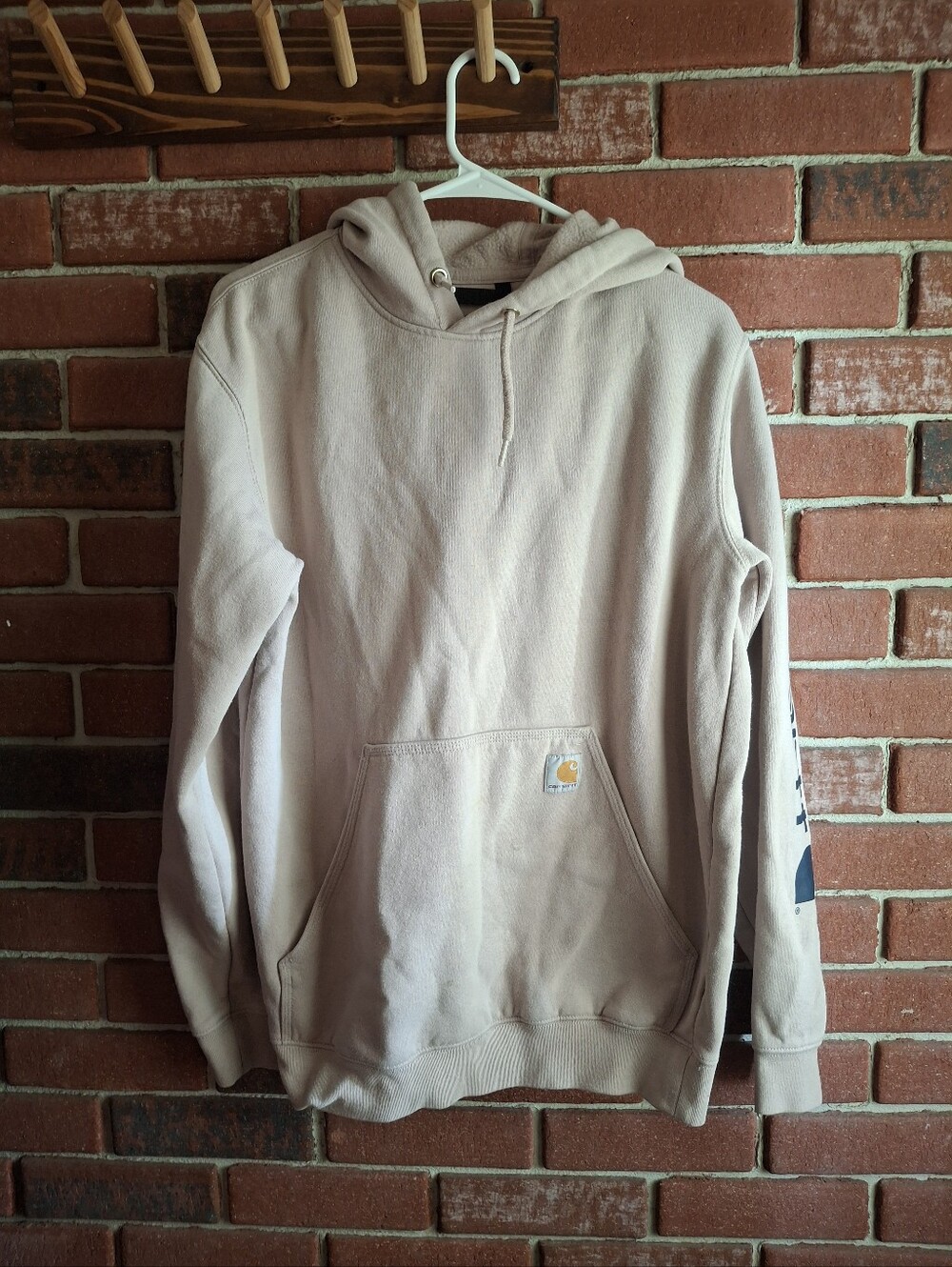 Carhartt Men’s Light Cream Pullover Hoodie